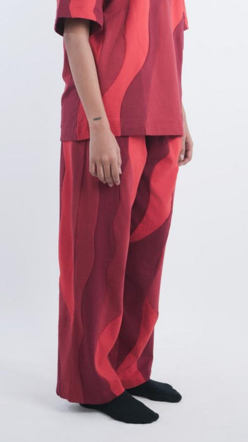 BOGSILA RED WAVY BOTTOMS