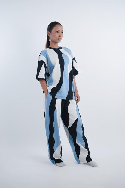 BOGSILA BLUE WAVY T-SHIRT