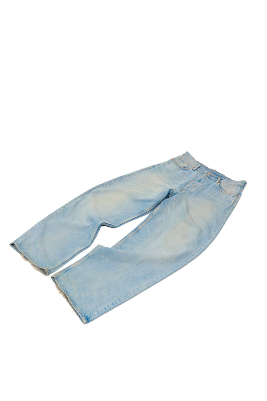 RELAXED STRAIGHT FIT JEANS